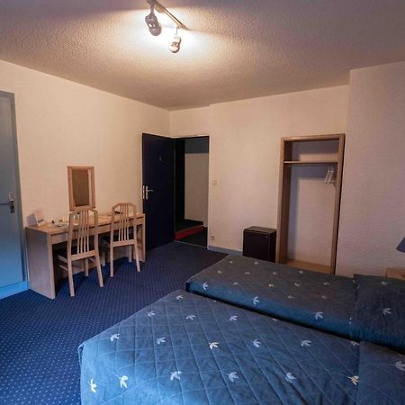 Hotel De La Poste Douvaine Kültér fotó