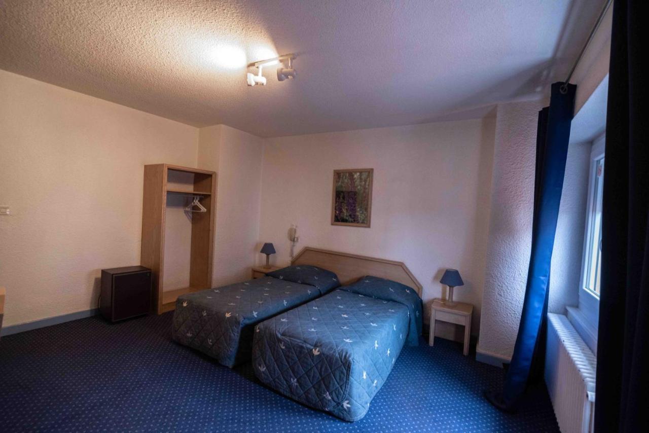 Hotel De La Poste Douvaine Kültér fotó