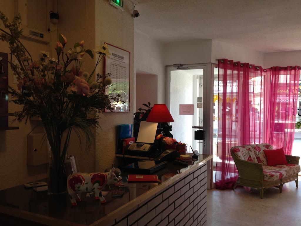 Hotel De La Poste Douvaine Kültér fotó