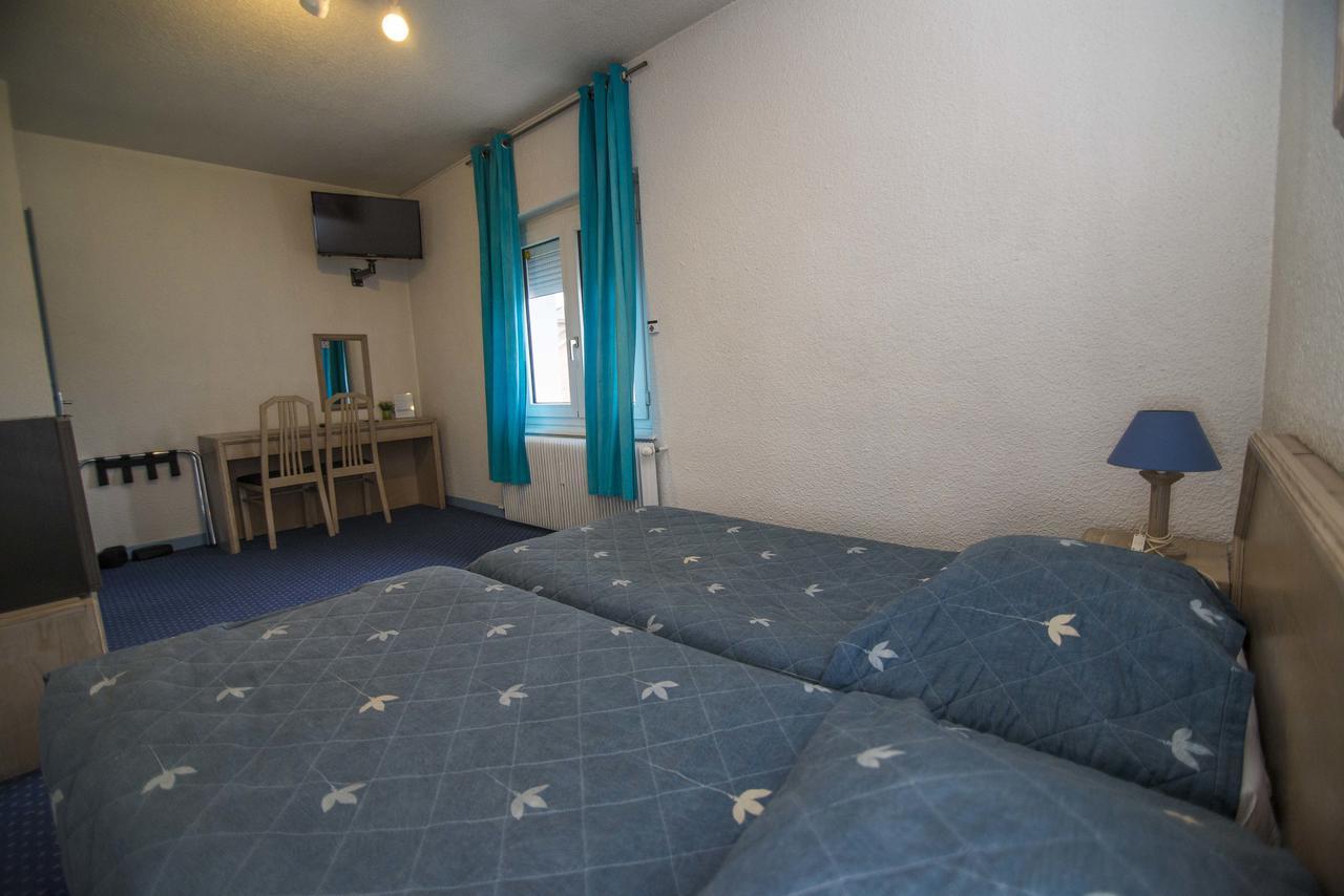 Hotel De La Poste Douvaine Kültér fotó